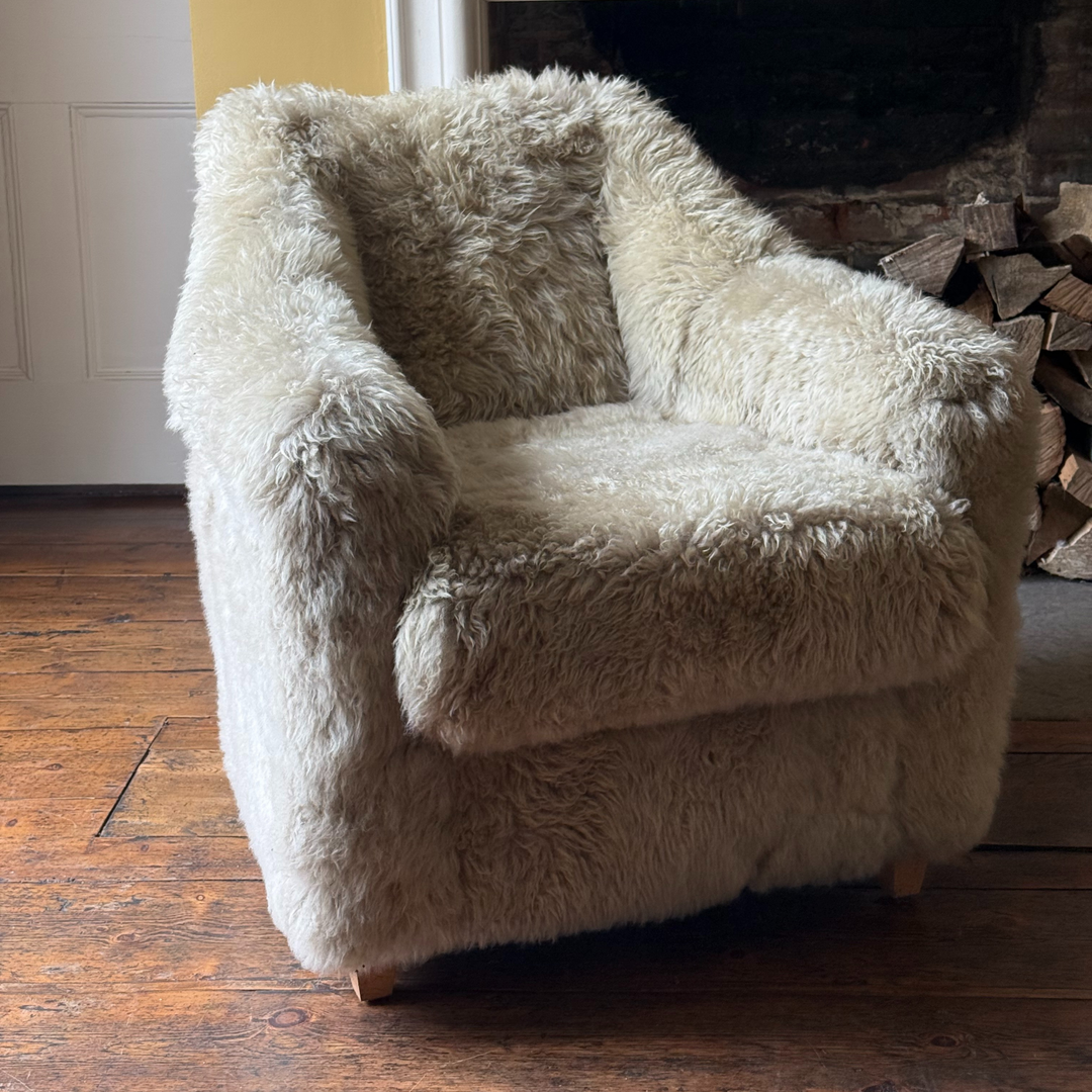 Huckleberry Armchair in Oyster Sheepskin