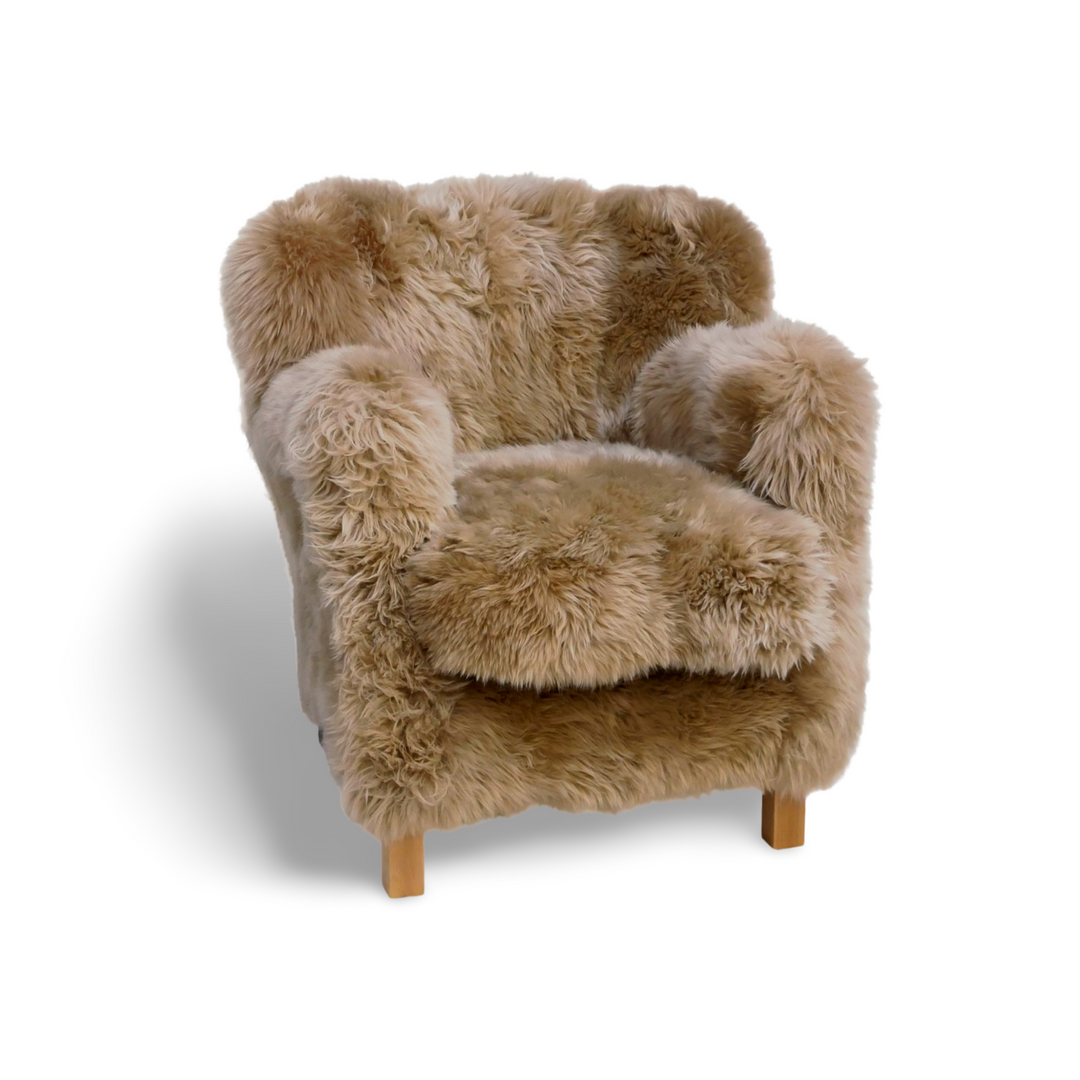 The Eccentric Club Armchair in Sheepskin Vintage Armchair Club